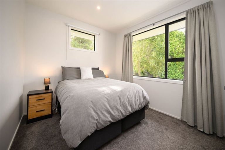 Photo of property in 6 Bidwell Place, Hillmorton, Christchurch, 8025