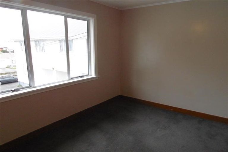 Photo of property in 27 Bulteel Street, New Plymouth, 4310