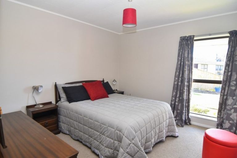 Photo of property in 8 Cobham Place, Solway, Masterton, 5810