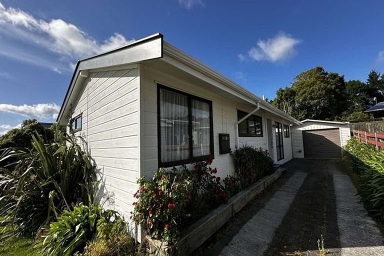Photo of property in 77 Park Road, Belmont, Lower Hutt, 5010