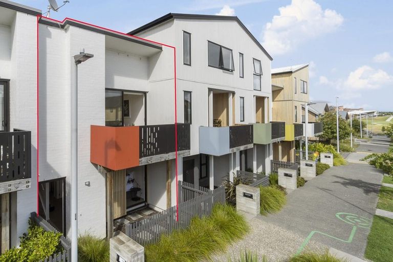 Photo of property in 9 Onekiritea Road, Hobsonville, Auckland, 0616