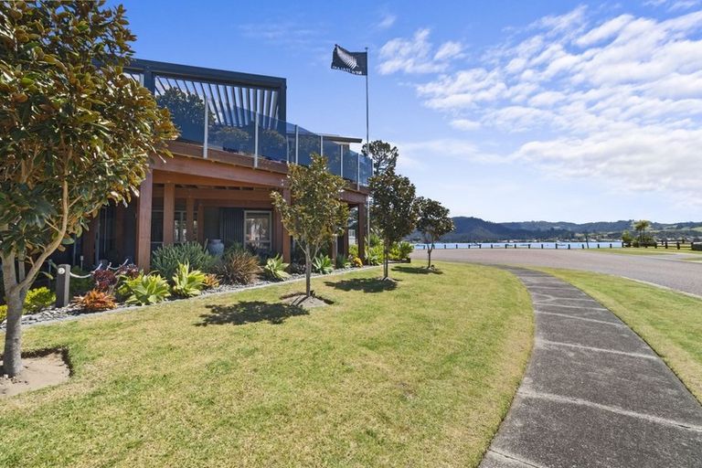Photo of property in 3 Brodie Lane, Pauanui, Hikuai, 3579