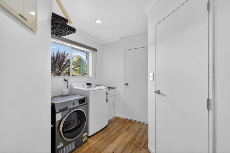 Photo of property in 18 Milbrook Place, Chartwell, Hamilton, 3210