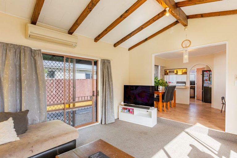 Photo of property in 37 Robinson Crescent, Tamatea, Napier, 4112