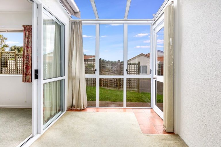 Photo of property in 17 Lakeside Villas, Whitby, Porirua, 5024