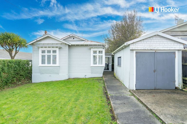 Photo of property in 27 Oakland Street, Andersons Bay, Dunedin, 9013