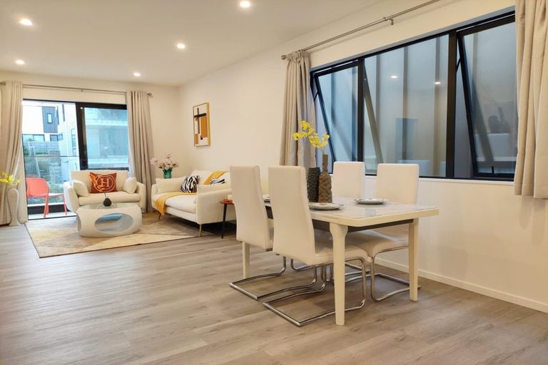 Photo of property in 10 Waka Street, Albany Heights, Auckland, 0632