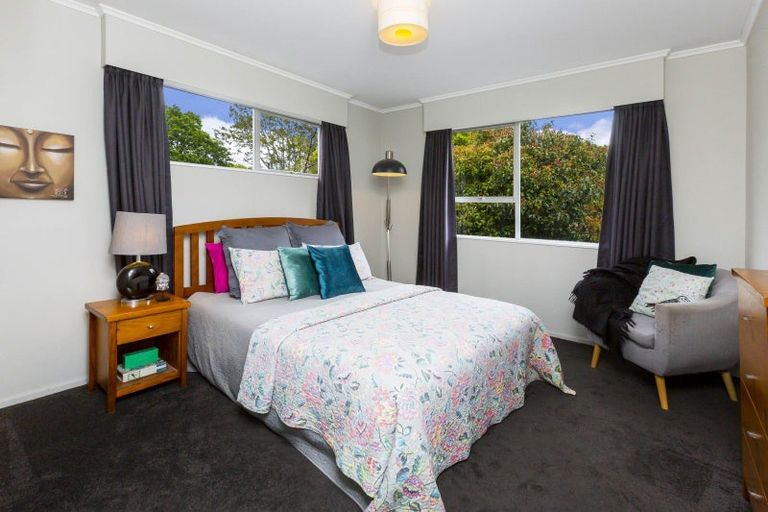 Photo of property in 21 Barton Road, Heretaunga, Upper Hutt, 5018