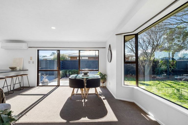 Photo of property in 2/4 Banks Street, Templeton, Christchurch, 8042