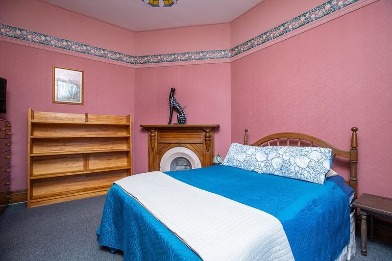 Photo of property in 43 Rhodes Street, Carterton, 5713