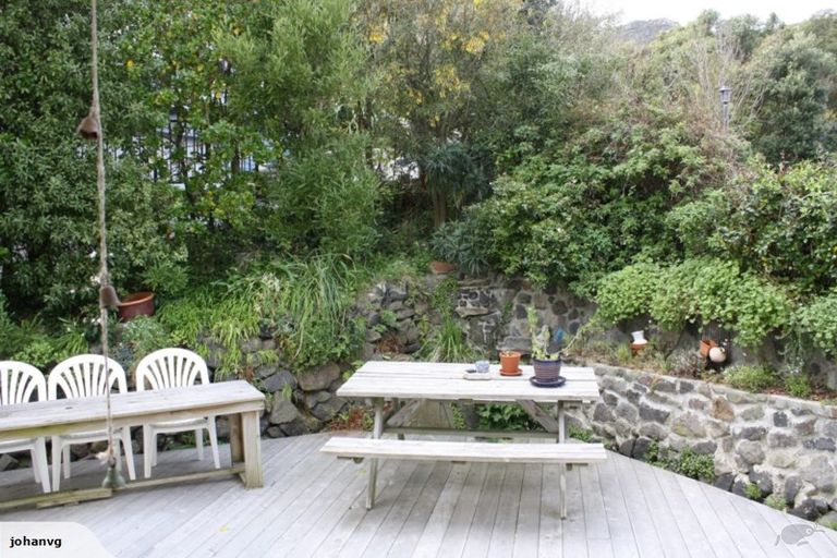Photo of property in 5 Crossland Terrace, Lyttelton, 8082