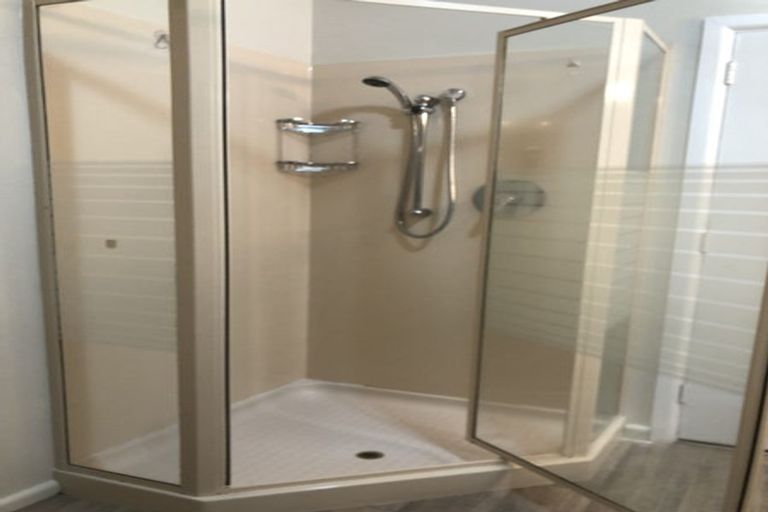 Photo of property in 3 Siska Place, Upper Riccarton, Christchurch, 8041