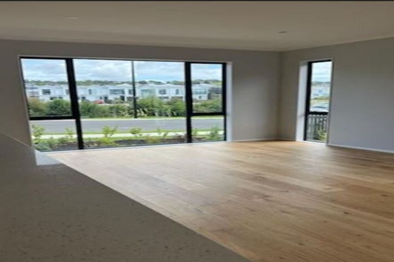 Photo of property in 65 Koura Drive, Red Beach, 0932