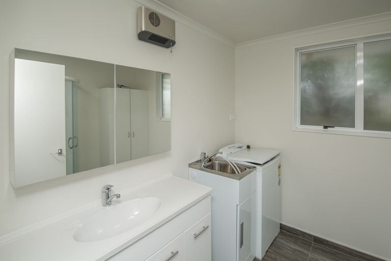 Photo of property in 2/29 Sandra Street, South New Brighton, Christchurch, 8062
