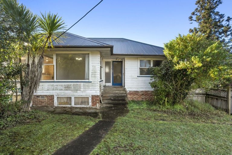 Photo of property in 92 Stottholm Road, Titirangi, Auckland, 0604