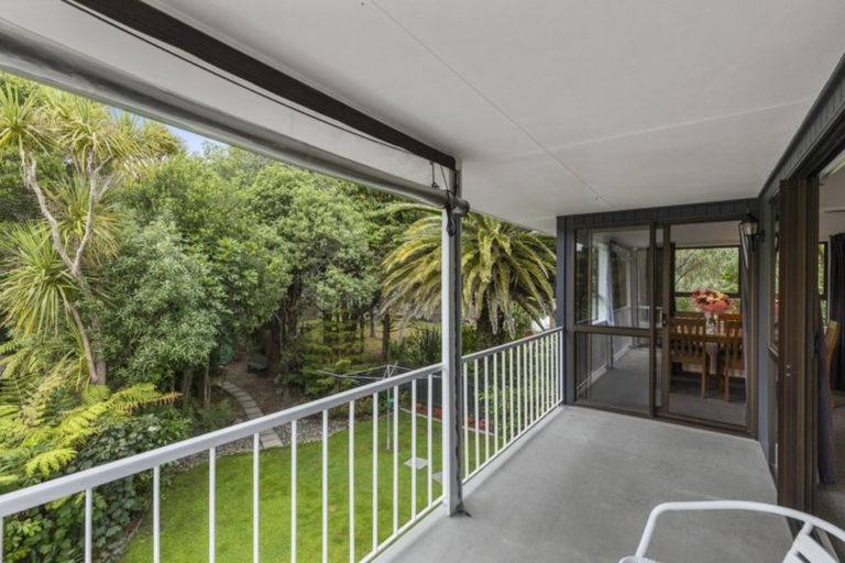 Photo of property in 27a Tawhai Street, Stokes Valley, Lower Hutt, 5019