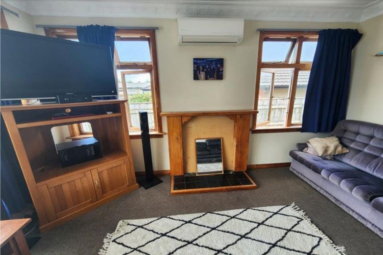 Photo of property in 581 Queen Street East, Levin, 5510