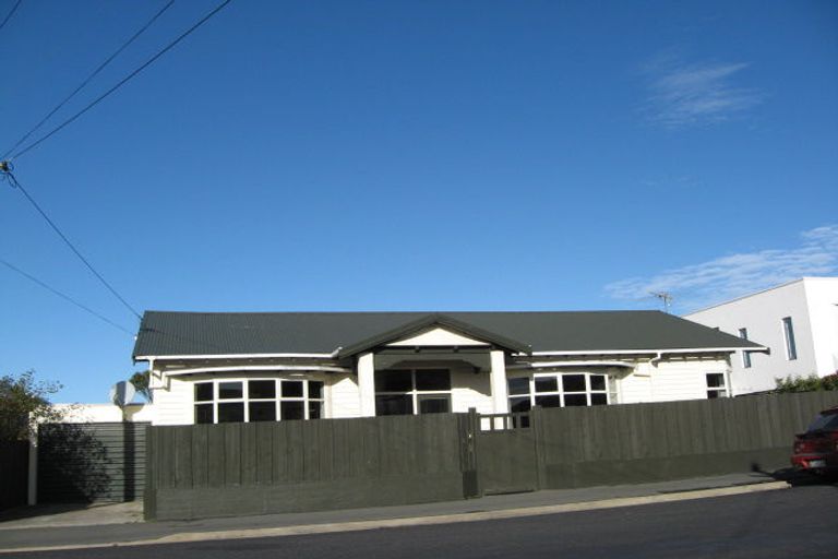 Photo of property in 2a Coughtrey Street, Saint Clair, Dunedin, 9012