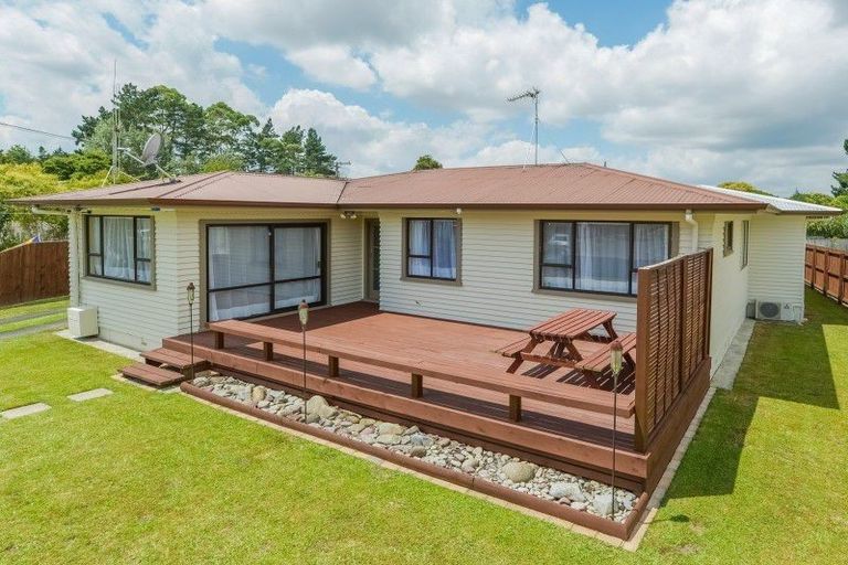 Photo of property in 66 Southsea Crescent, Silverdale, Hamilton, 3216