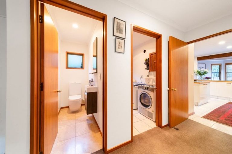 Photo of property in 17 Mcmillan Road, Arthurs Point, Queenstown, 9371