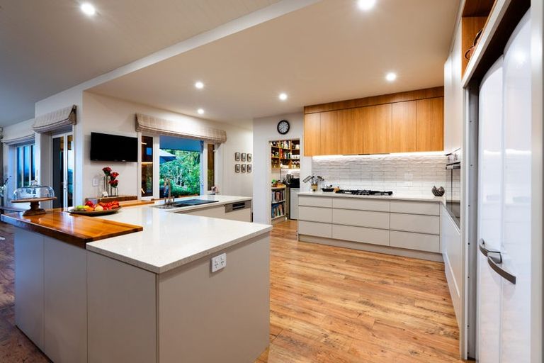 Photo of property in 33 Lee Road, Burbush, Hamilton, 3289