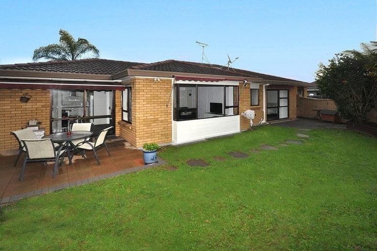 Photo of property in 1/20 Seneca Court, Golflands, Auckland, 2013