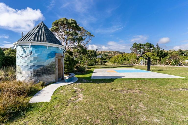 Photo of property in 940 Harington Point Road, Harington Point, Dunedin, 9077