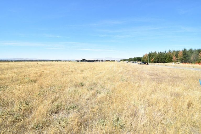 Photo of property in 122 The Drive, Twizel, 7999