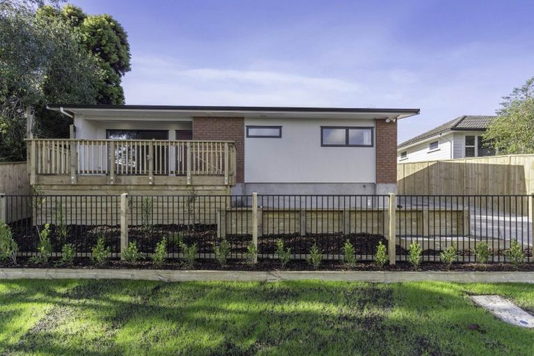 Photo of property in 41 Kingdale Road, Henderson, Auckland, 0610