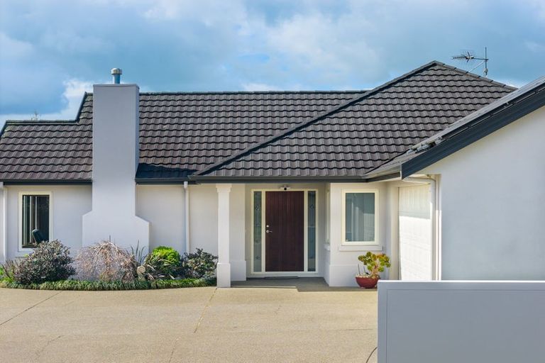 Photo of property in 33 Grace Avenue, Rototuna North, Hamilton, 3210