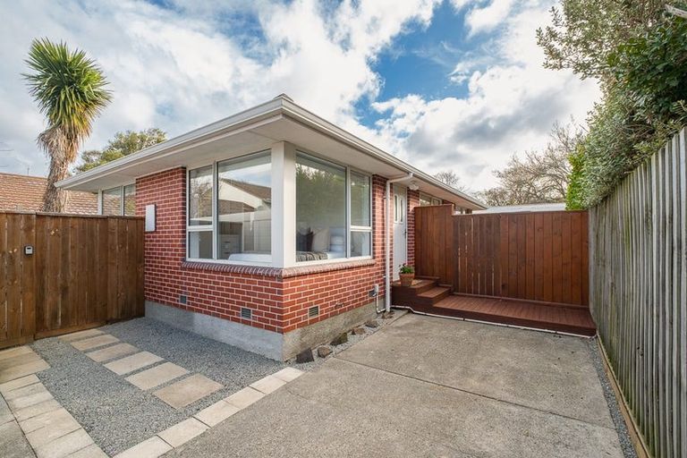 Photo of property in 2/131 Springfield Road, St Albans, Christchurch, 8014