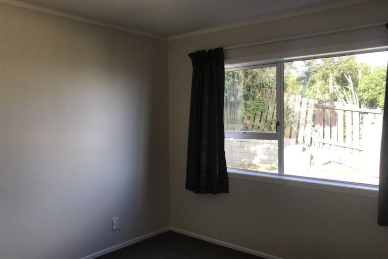 Photo of property in 59 Baylands Drive, Newlands, Wellington, 6037