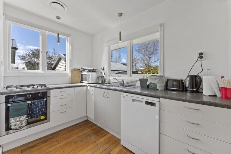 Photo of property in 47 Aorangi Road, Bryndwr, Christchurch, 8053