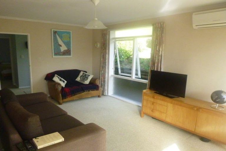 Photo of property in 8d Motueka Street, Ngaio, Wellington, 6035