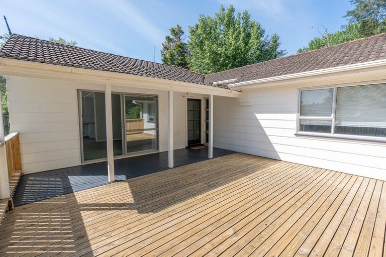 Photo of property in 21 Manor Place, Bader, Hamilton, 3206