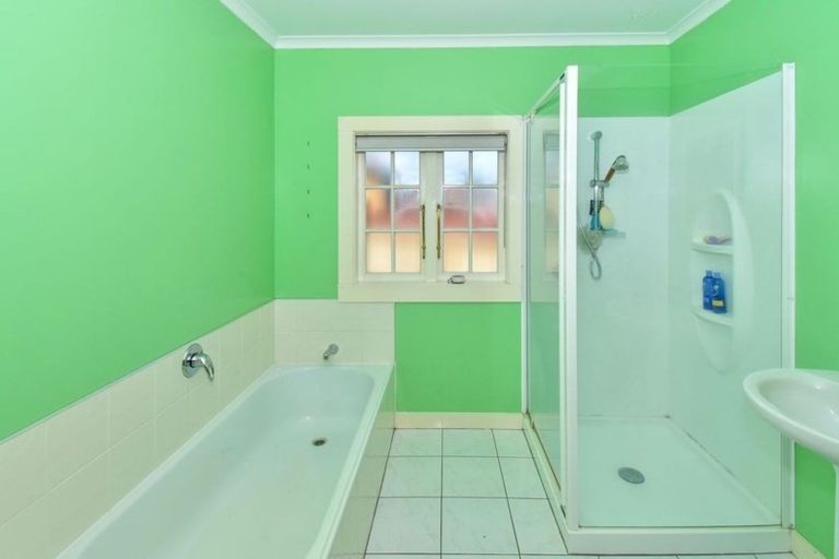 Photo of property in 245a Victoria Street West, Pukekohe, 2120