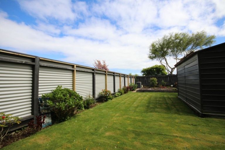Photo of property in 83 Newcastle Street, Windsor, Invercargill, 9810