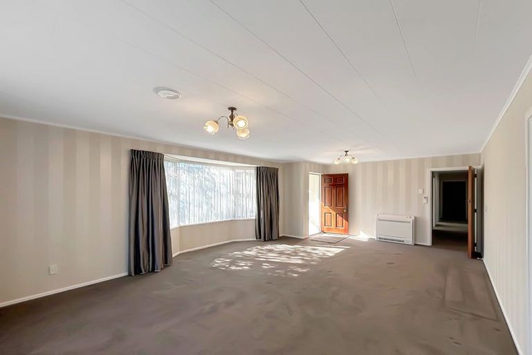 Photo of property in 9 Waterford Drive, Winton, 9720