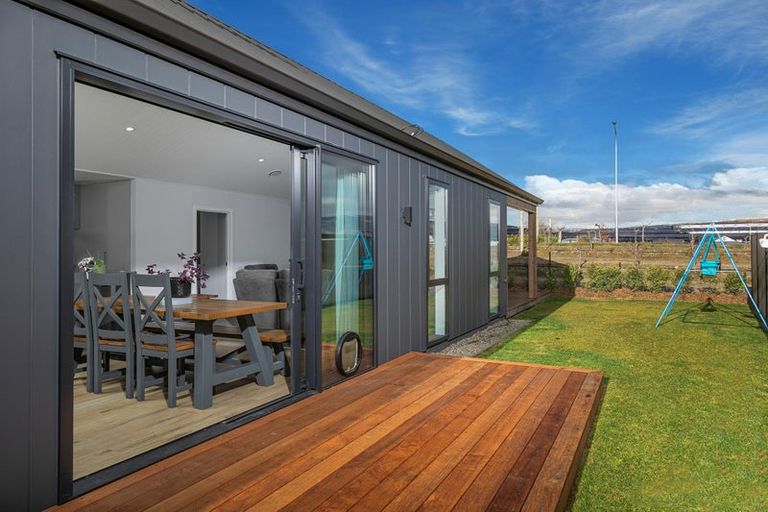 Photo of property in 19 Wooing Tree Avenue, Cromwell, 9310
