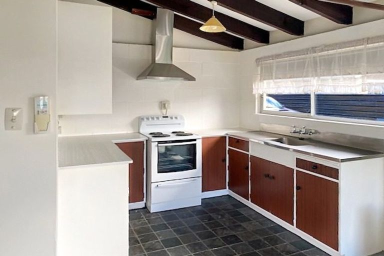 Photo of property in 3 Futter Street, Foxton, 4814