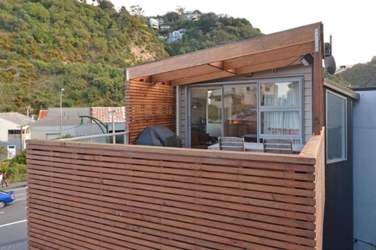 Photo of property in 1 Cameron Street, Kaiwharawhara, Wellington, 6035