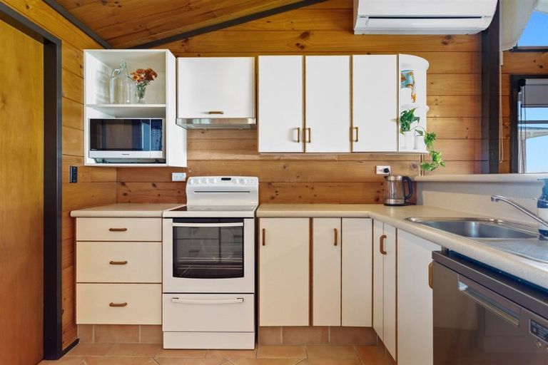 Photo of property in 220 Ocean Road, Ohope, 3121