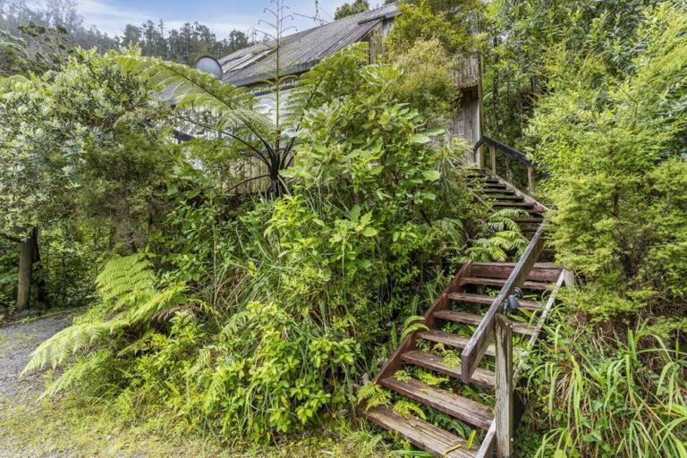 Photo of property in 22 Ngahere Terrace, Opoutere, Whangamata, 3691
