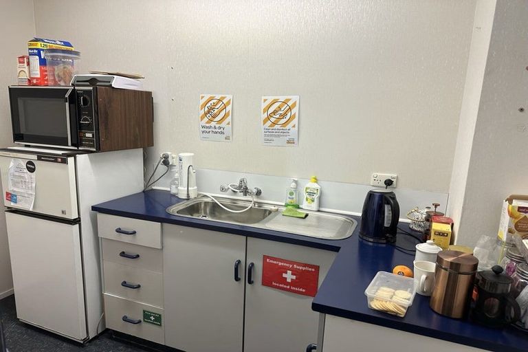 Photo of property in 337 Devon Street West, New Plymouth, 4310