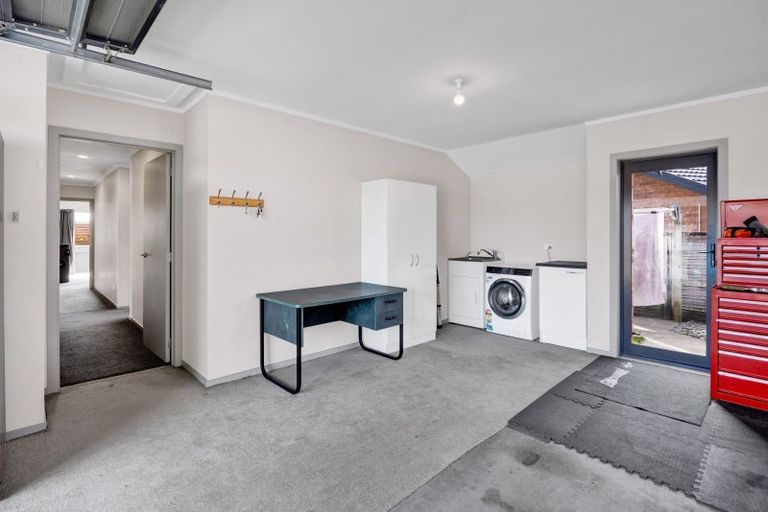 Photo of property in 5a James Drive, Bell Block, New Plymouth, 4312