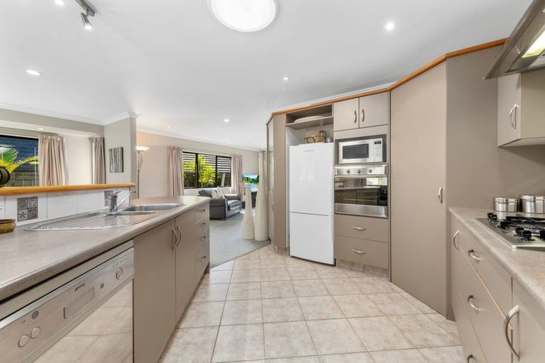 Photo of property in 2 Sardinia Rise, Bethlehem, Tauranga, 3110