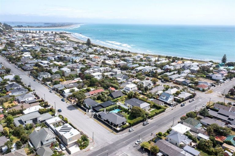 Photo of property in 26 Head Street, Sumner, Christchurch, 8081