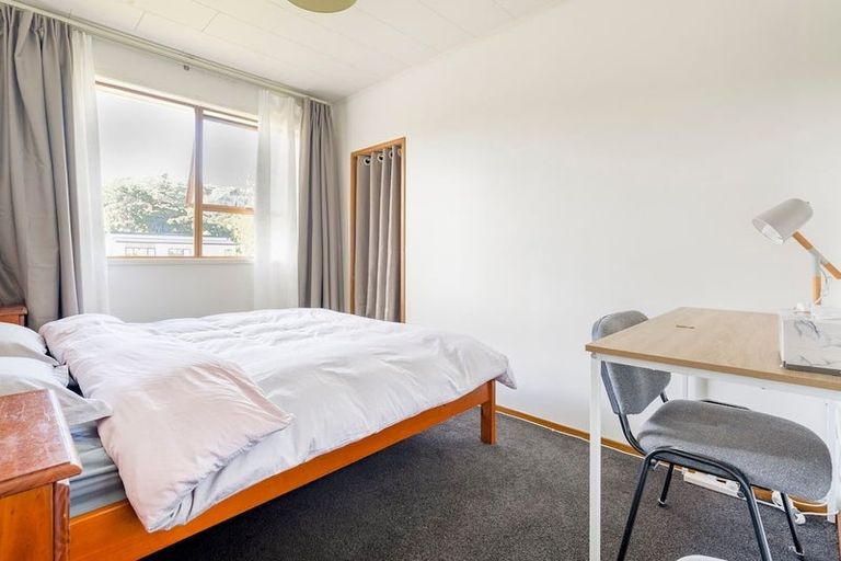 Photo of property in 53 Spinella Drive, Bayview, Auckland, 0629