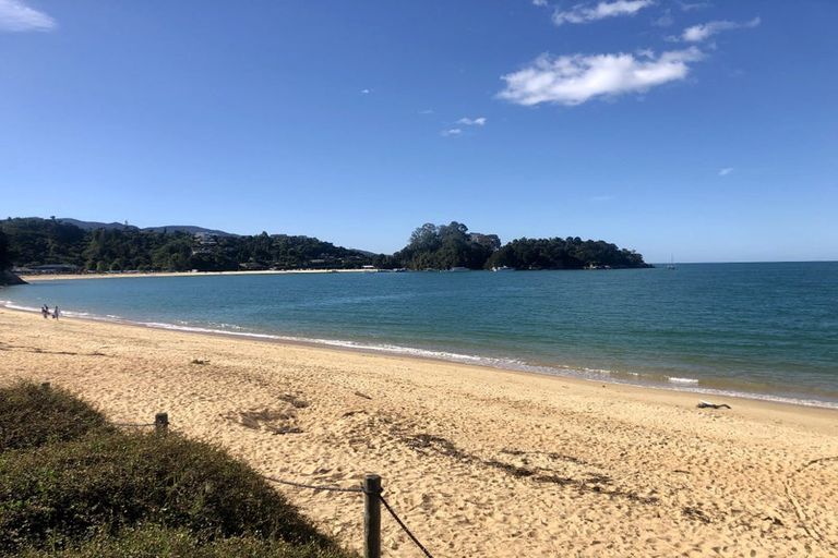 Photo of property in 6 Adele Way, Kaiteriteri, Motueka, 7197