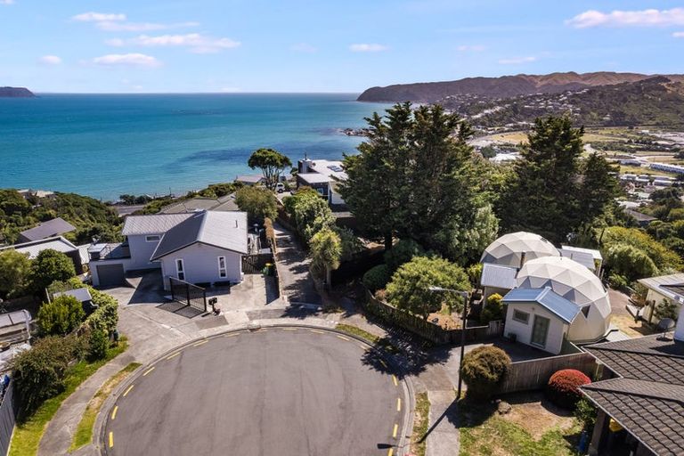 Photo of property in 14 Tremaine Place, Camborne, Porirua, 5026